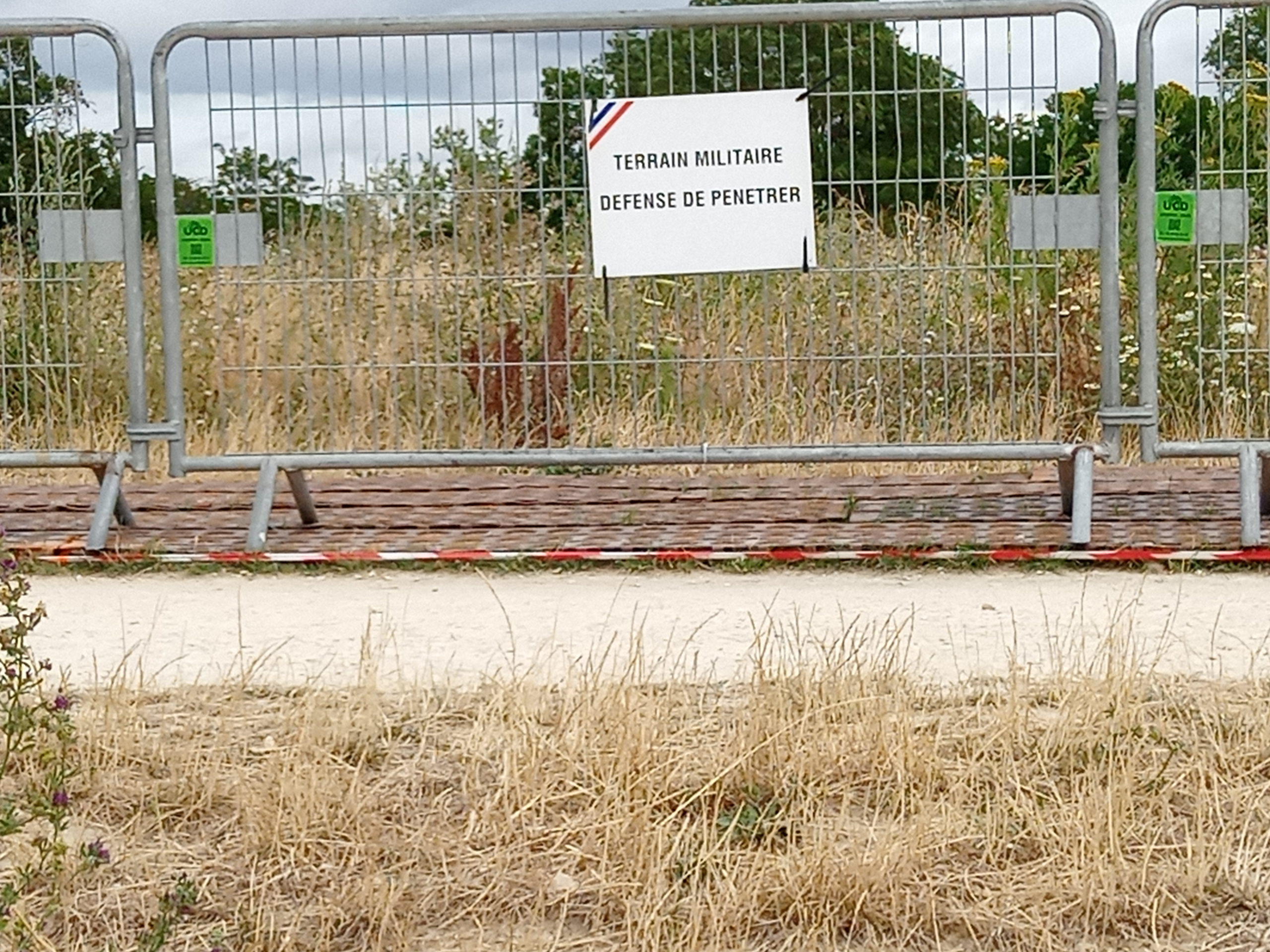 armée sur la Butte d'Orgemont
